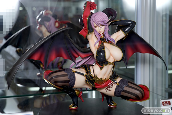 あみあみ 秋葉原店の新作美少女フィギュアサンプル展示の様子07