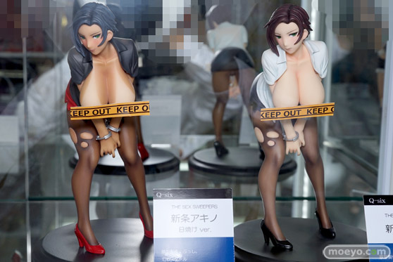 あみあみ 秋葉原店の新作美少女フィギュアサンプル展示の様子11