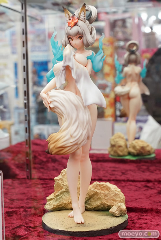 ホビージャパンの朧村正 紺菊 -湯煙温泉三昧 Ver.-の新作フィギュアサンプル展示の様子03