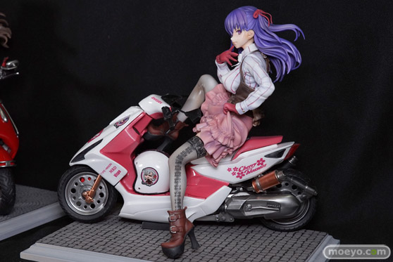 トレジャーフェスタin有明15のCREA MODEブース画像　間桐桜　遠坂凛08