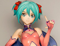 新作「初音ミク-Project DIVA-2nd 【DX　ハートハンター】」作例も展示！様々なディーラーブースの様子「グリズリーパンダ」編【トレフェス有明15】