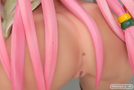 ブラックベリーの彼女×彼女×彼女 織節秋奈 裸エプロン Happy Ver. 日焼け パステルグリーンカラーの新作フィギュア彩色サンプル画像21