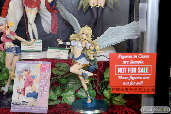 あみあみ、コトブキヤ、ソフマップ、ボークスなど秋葉原のお店の美少女フィギュア展示の様子09
