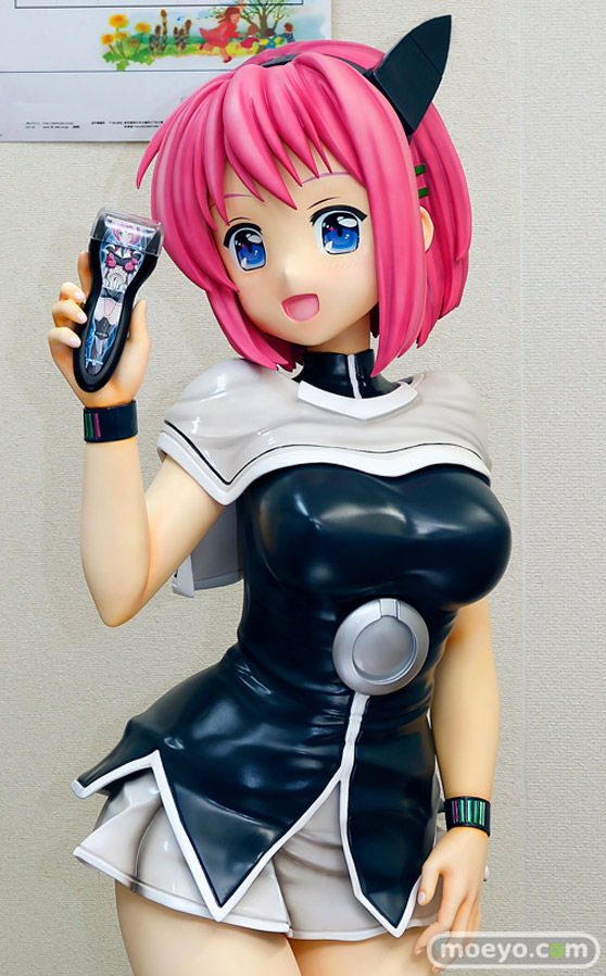 プルクラの等身大フィギュア松本イズミのサンプル画像02