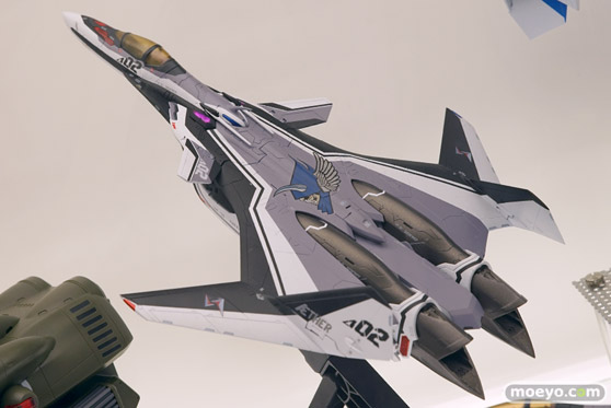 魂フィーチャーズ2016のマクロスシリーズ新作展示の様子画像　フレイア17