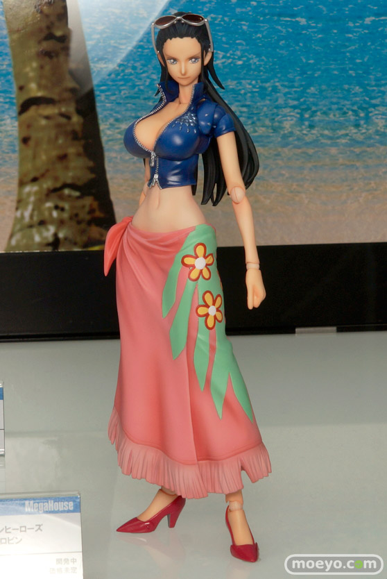 たしぎ　ナミ　ハンコックなどメガホビEXPO 2015 Springのメガハウスのワンピース新作フィギュア展示の様子16