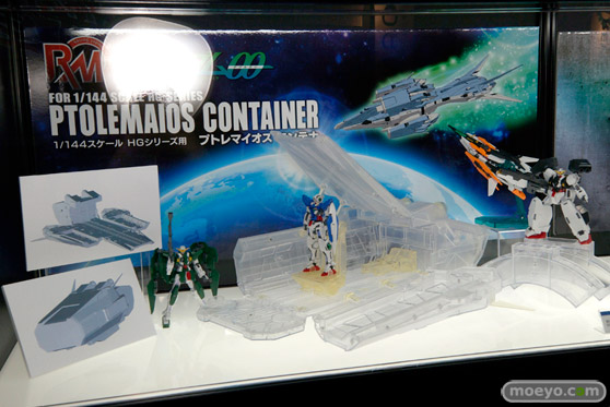 ランチ　18号　チチなどメガホビEXPO 2015 Springのメガハウスのドラゴンボール他新作フィギュア展示の様子33