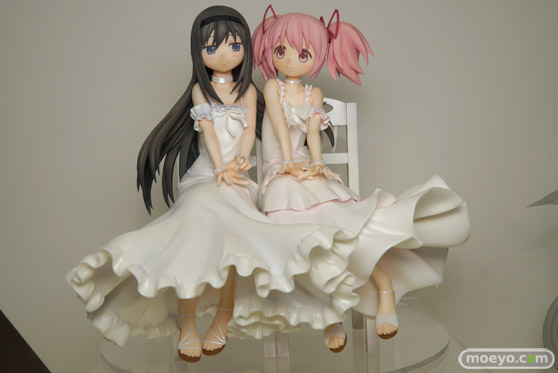 井伊直虎　柳生十兵衛　ゆきめ　などメガホビEXPO 2015 Springのホビージャパンの新作フィギュア展示の様子08