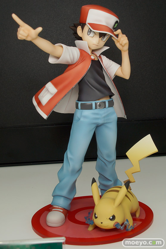 阿部奈々　レッド with ピカチュウ 神宮司さくら　などメガホビEXPO 2015 Springのコトブキヤの新作フィギュア展示の様子06