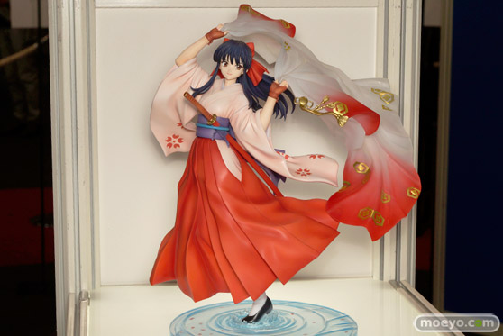 阿部奈々　レッド with ピカチュウ 神宮司さくら　などメガホビEXPO 2015 Springのコトブキヤの新作フィギュア展示の様子11