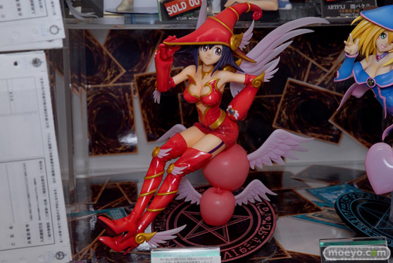 黒猫　ぽちゃ子　など秋葉原の新作フィギュア展示の様子21