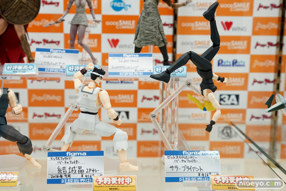 そに子 18号 九条しほ など秋葉原の新作フィギュア展示の様子27