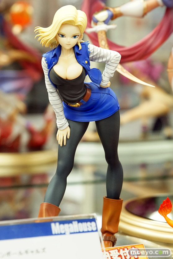 そに子 18号 九条しほ など秋葉原の新作フィギュア展示の様子28