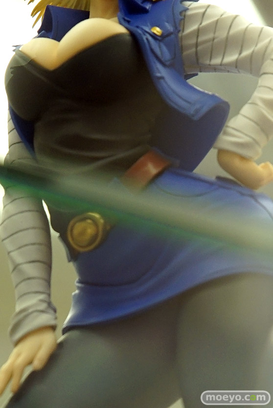 そに子 18号 九条しほ など秋葉原の新作フィギュア展示の様子30