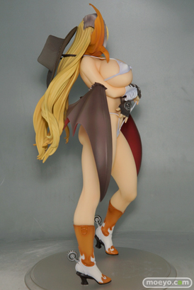 オーキッドシードの新作フィギュア 七つの大罪 魔王黙示録 強欲の章 銃弑ウエスタン水着ノ節の製品版画像03