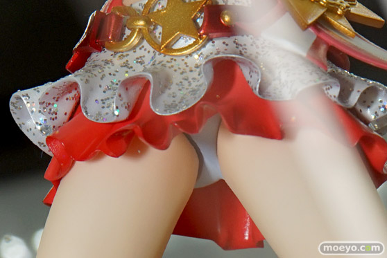 秋葉原の新作フィギュア展示の様子画像08