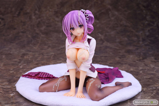 スカイチューブの新作フィギュア　佐倉日菜 illustration by 深崎暮人のサンプル画像03