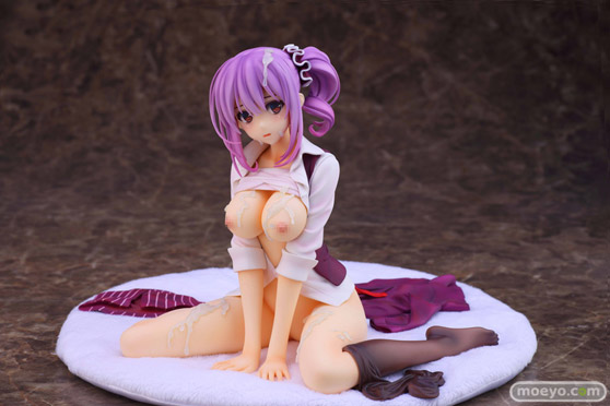 スカイチューブの新作フィギュア　佐倉日菜 illustration by 深崎暮人のサンプル画像05