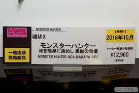 ビスマルク　白　ラビリス　など秋葉原での新作フィギュア展示の様子40