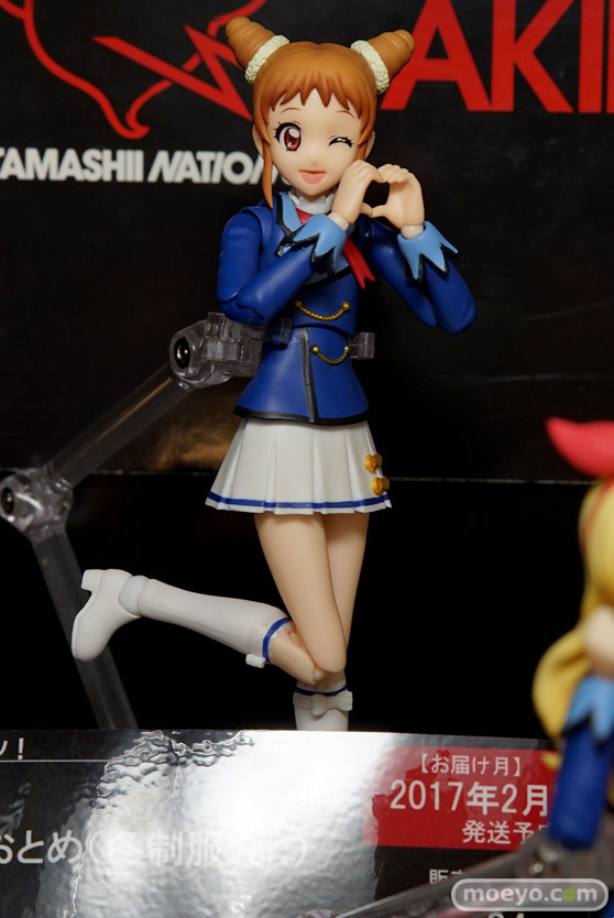 ビスマルク　白　ラビリス　など秋葉原での新作フィギュア展示の様子55