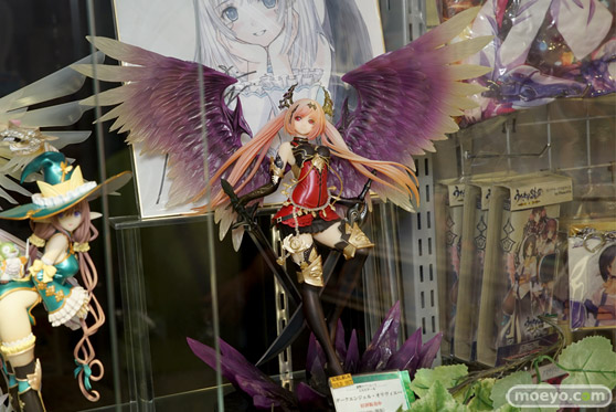 ララ　新条アキノ　夢塔ハナ　など 秋葉原での新作フィギュアの様子画像09