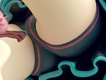 マックスファクトリー新作フィギュア「初音ミク mebae Ver.」PVCサンプルが展示！