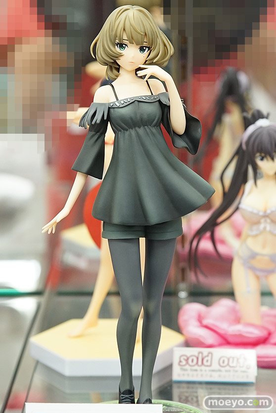 千斗いすず　モリガン　タマヨリヒメ　など秋葉原の新作フィギュア展示の様子30