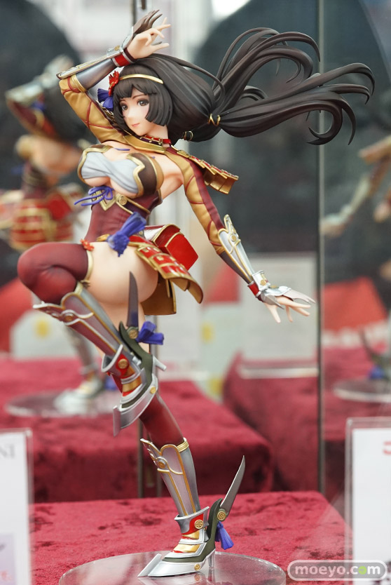 千斗いすず　モリガン　タマヨリヒメ　など秋葉原の新作フィギュア展示の様子44