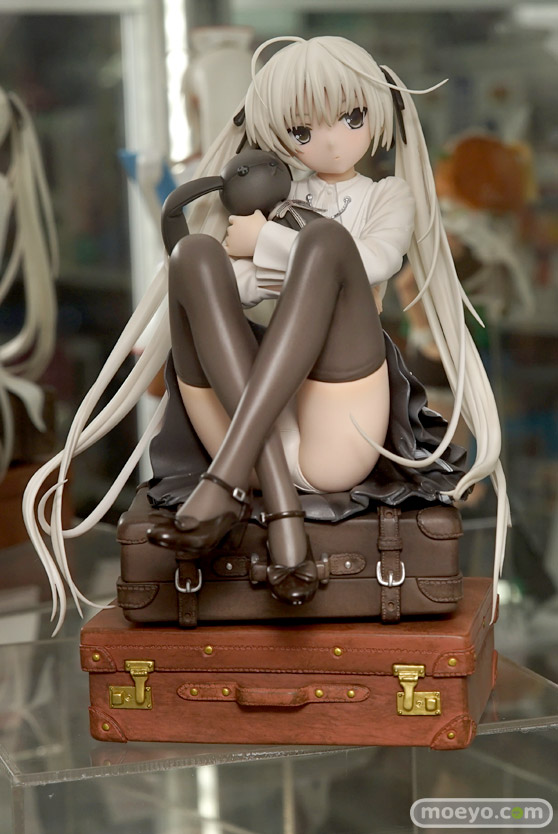 秋葉原の各お店の新作美少女フィギュア展示の様子12