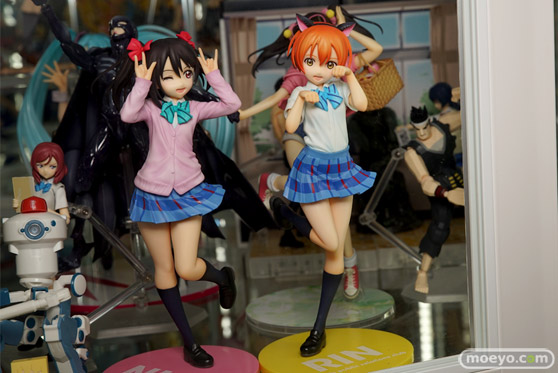 秋葉原の各お店の新作美少女フィギュア展示の様子17