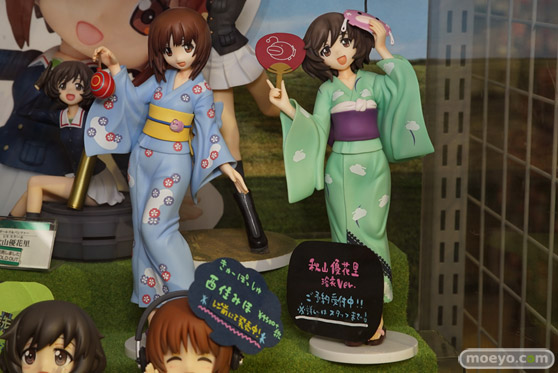 秋葉原の各お店の新作美少女フィギュア展示の様子26