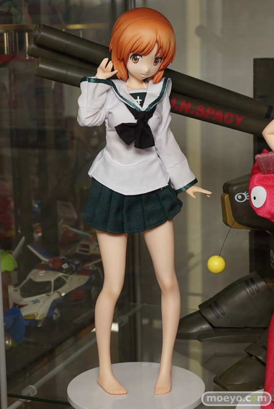 秋葉原の各お店の新作美少女フィギュア展示の様子　おっぱい　お尻　バニー07