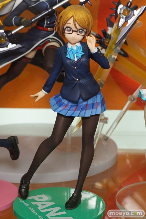 秋葉原の新作美少女フィギュア展示の様子18