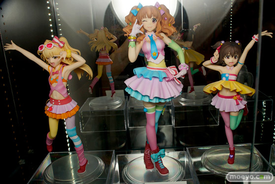 C3TOKYO2016の新作フィギュア展示の様子　ウェーブ　ボークス　画像01