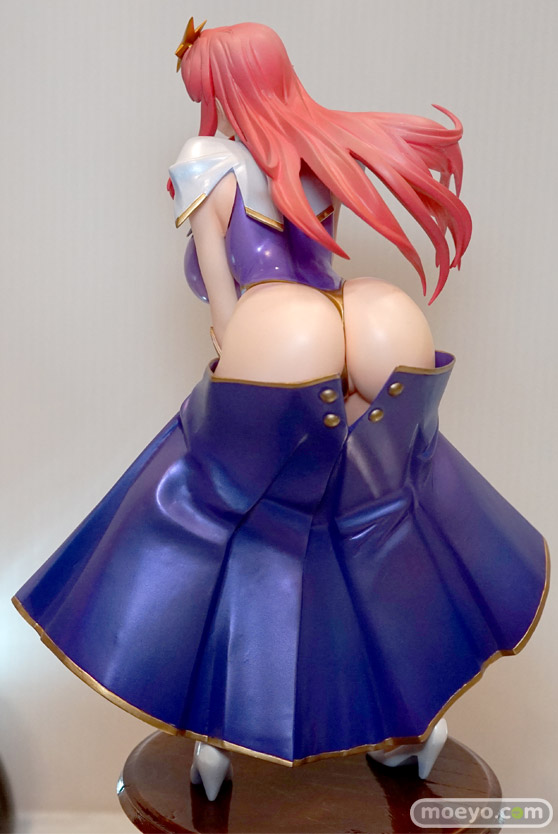 C3TOKYO2016の山泰国のミーア・キャンベルの新作ガレキフィギュア作例画像03