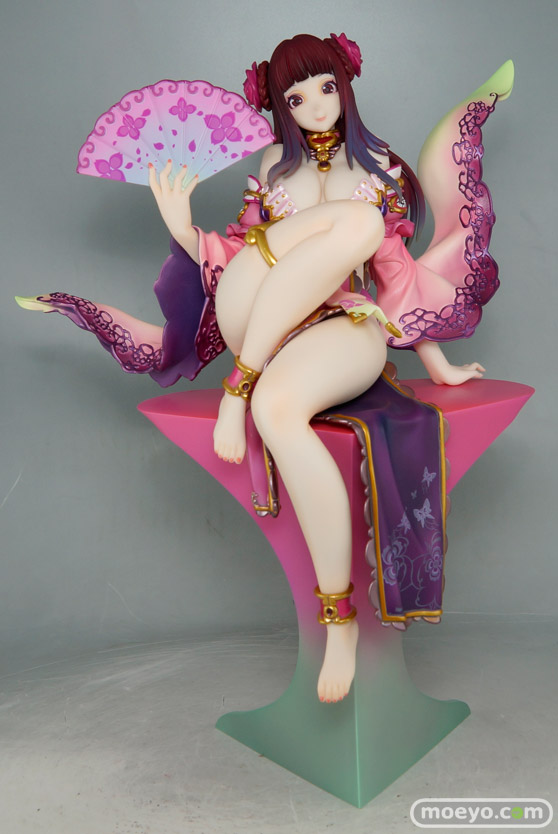 ヴェルテクスの何太后の新作フィギュア製品版エロ尻の食い込み画像01