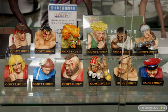 セーラームーンなど秋葉原の新作美少女フィギュア展示の様子11