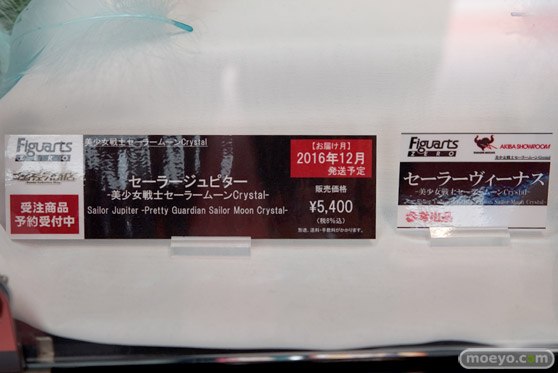 セーラームーンなど秋葉原の新作美少女フィギュア展示の様子19