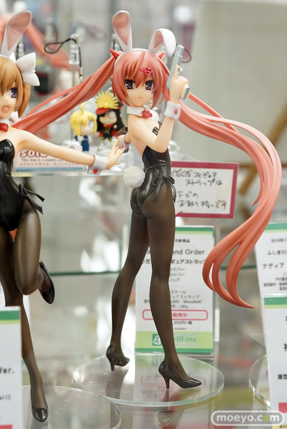 セーラームーンなど秋葉原の新作美少女フィギュア展示の様子32