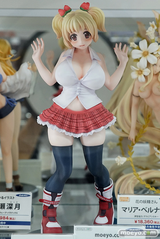 秋葉原の新作フィギュア展示の様子画像05