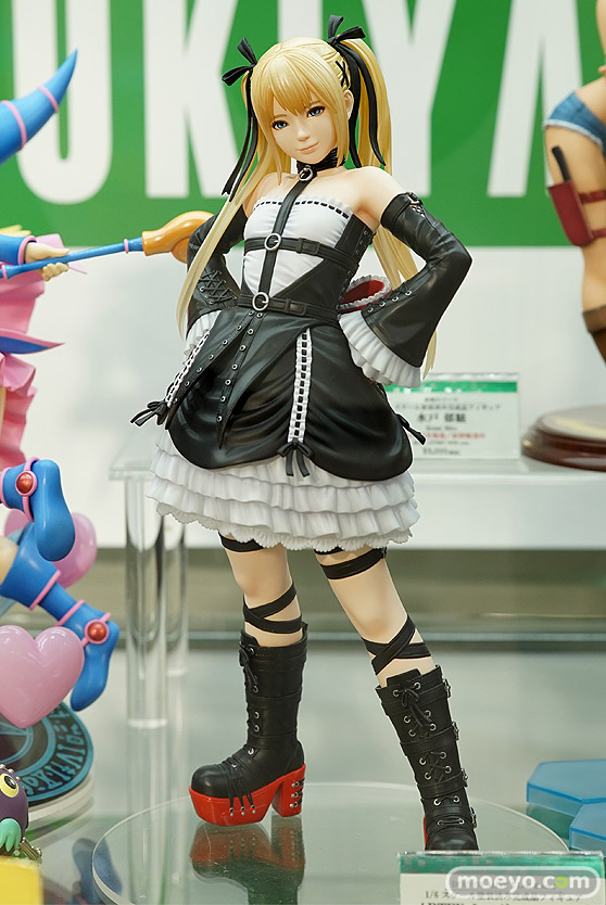 秋葉原の新作フィギュア展示の様子画像12