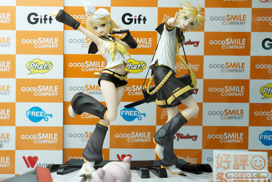 秋葉原の新作フィギュア展示の様子画像34