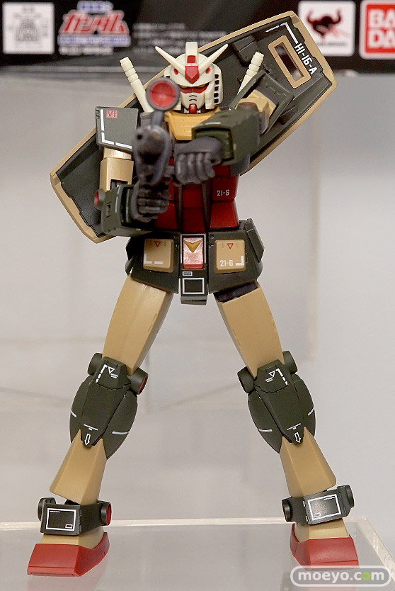 第56回ホビーショーのバンダイブースのガンダム系新作展示の様子05