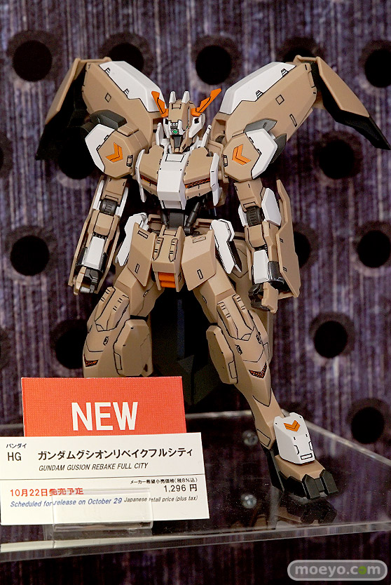 第56回ホビーショーのバンダイブースのガンプラ新作展示の様子04