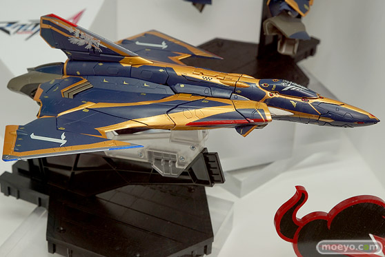 第56回ホビーショーのバンダイブースのマクロスシリーズ新作展示の様子11