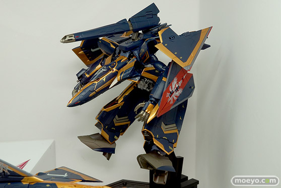 第56回ホビーショーのバンダイブースのマクロスシリーズ新作展示の様子12