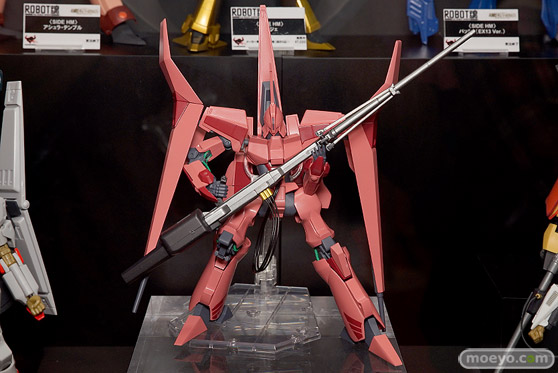 第56回ホビーショーのバンダイブースのメカもの新作展示の様子14