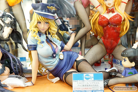 水無月ららやシアンなど秋葉原の新作フィギュア展示の様子11
