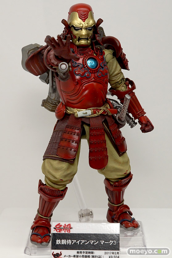 人造人間18号やフリーザの小型ポッドなど第56回ホビーショーのバンダイブースのキャラもの新作展示の様子15