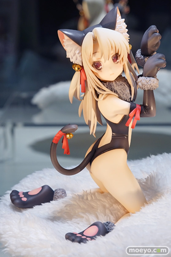 水無月ららやそに子やビーデルなど秋葉原の新作フィギュア展示の様子01